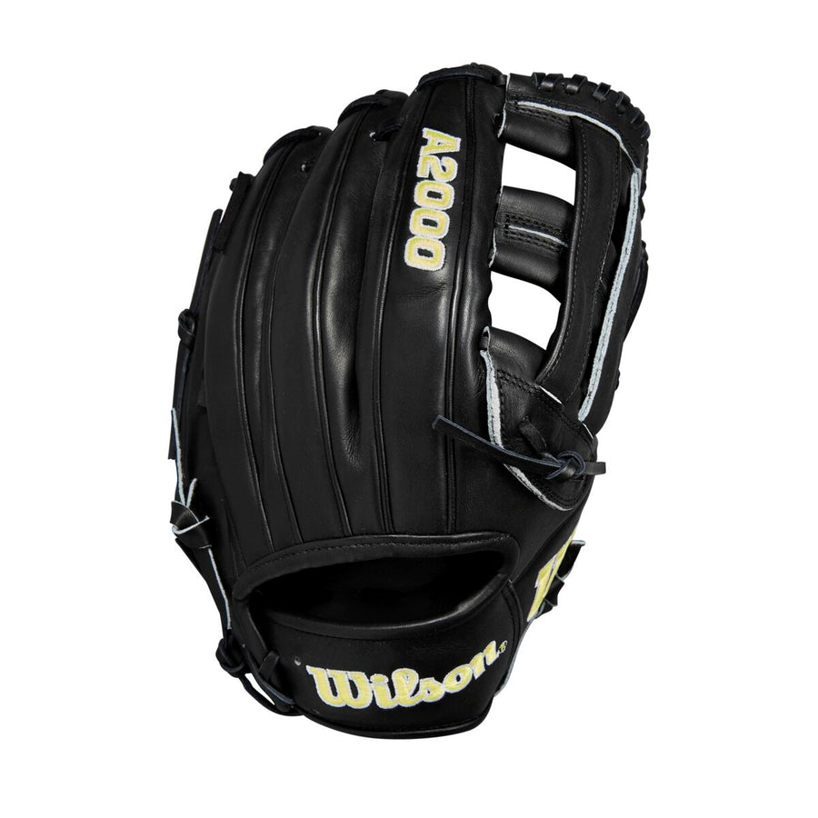 Wilson A2000 Classic DW5 Black 12"-RHT Baseball Glove - image 1