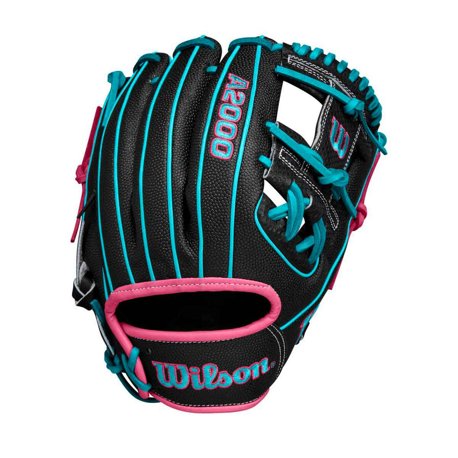 Wilson A2000 Winter 2024 SC1786SS 11.5"-RHT Baseball Glove - image 1