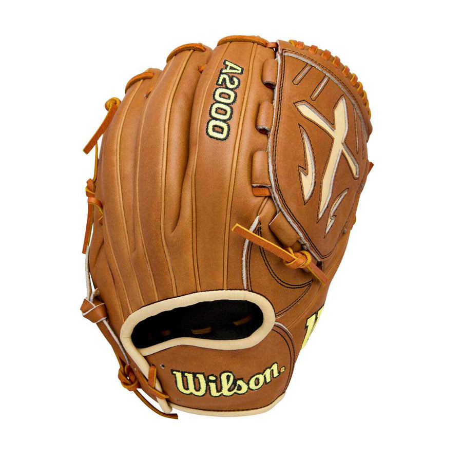 Wilson A2000 Classic B23 Saddle Tan/Blonde 12" Baseball Glove - image 1