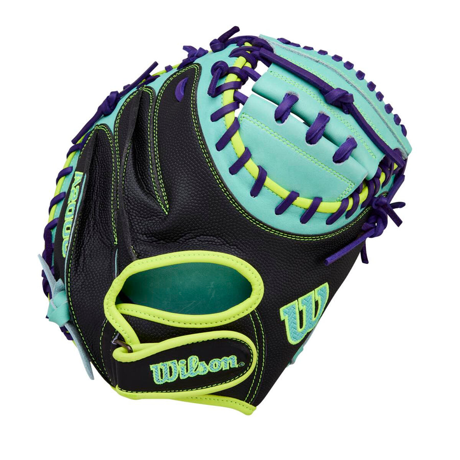 Wilson A2000 Spring 2026 PF33SS Black/Seafoam 33"-RHT Catcher Mitt - image 1
